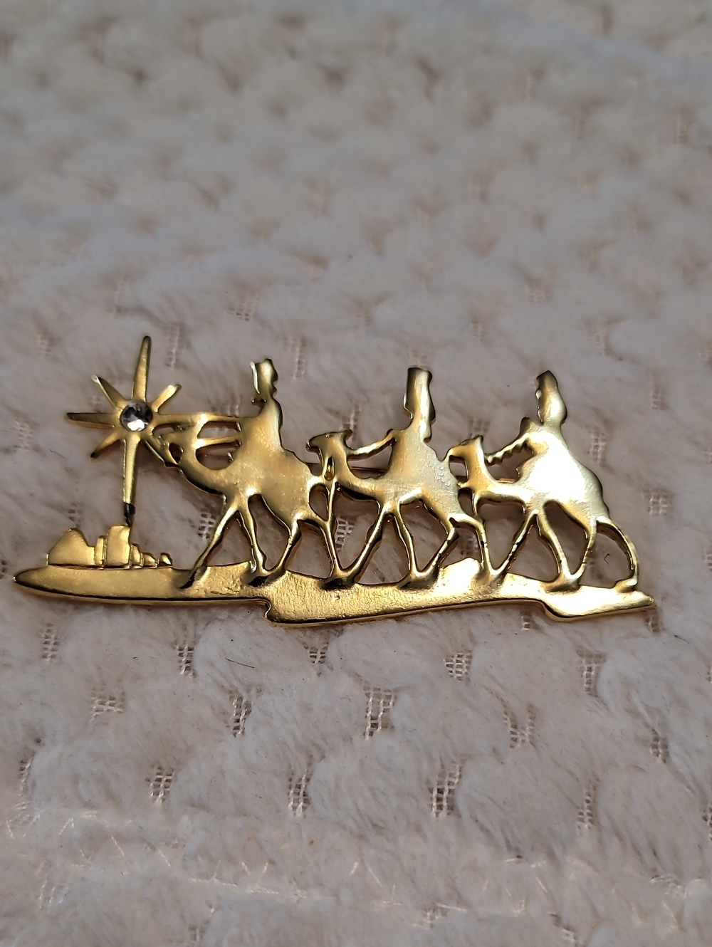 Golden Three Wise Men Camels Brooch - Holiday Nativity Pin